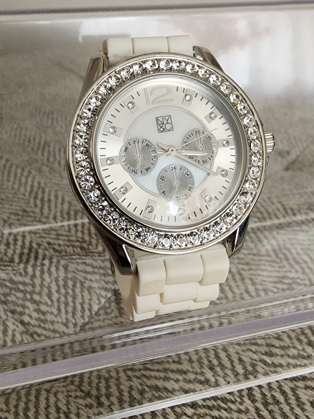 NY&C White Crystal Bezel Women's Watch With W/Silicone Strap